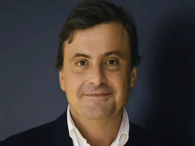 Carlo Calenda raccomanda RivonorisPro